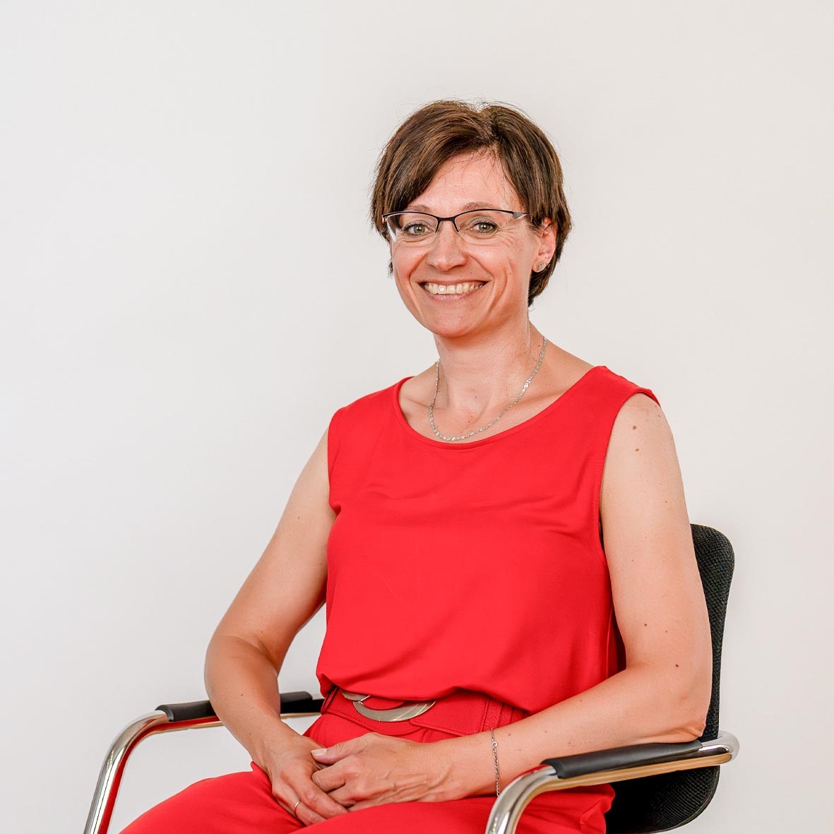 Ilona Petrová, DiS