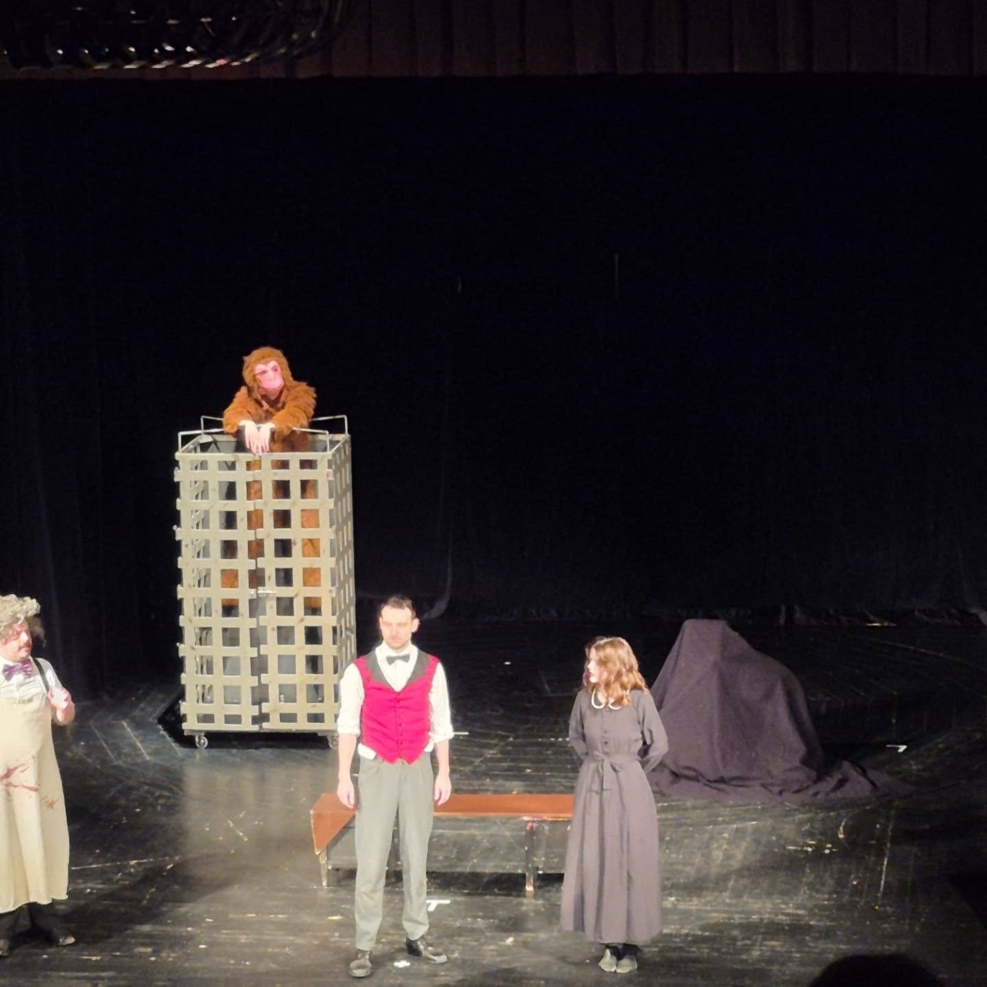 Frankenstein v podání the Bear Theatre